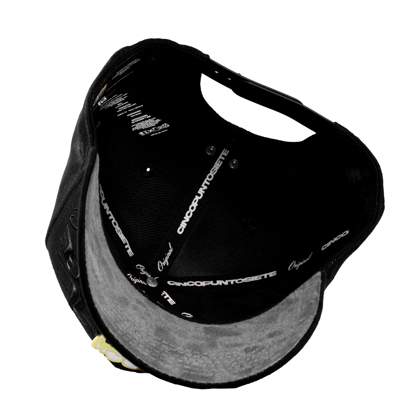 Metal Gold Savage Fangs Black & Grey