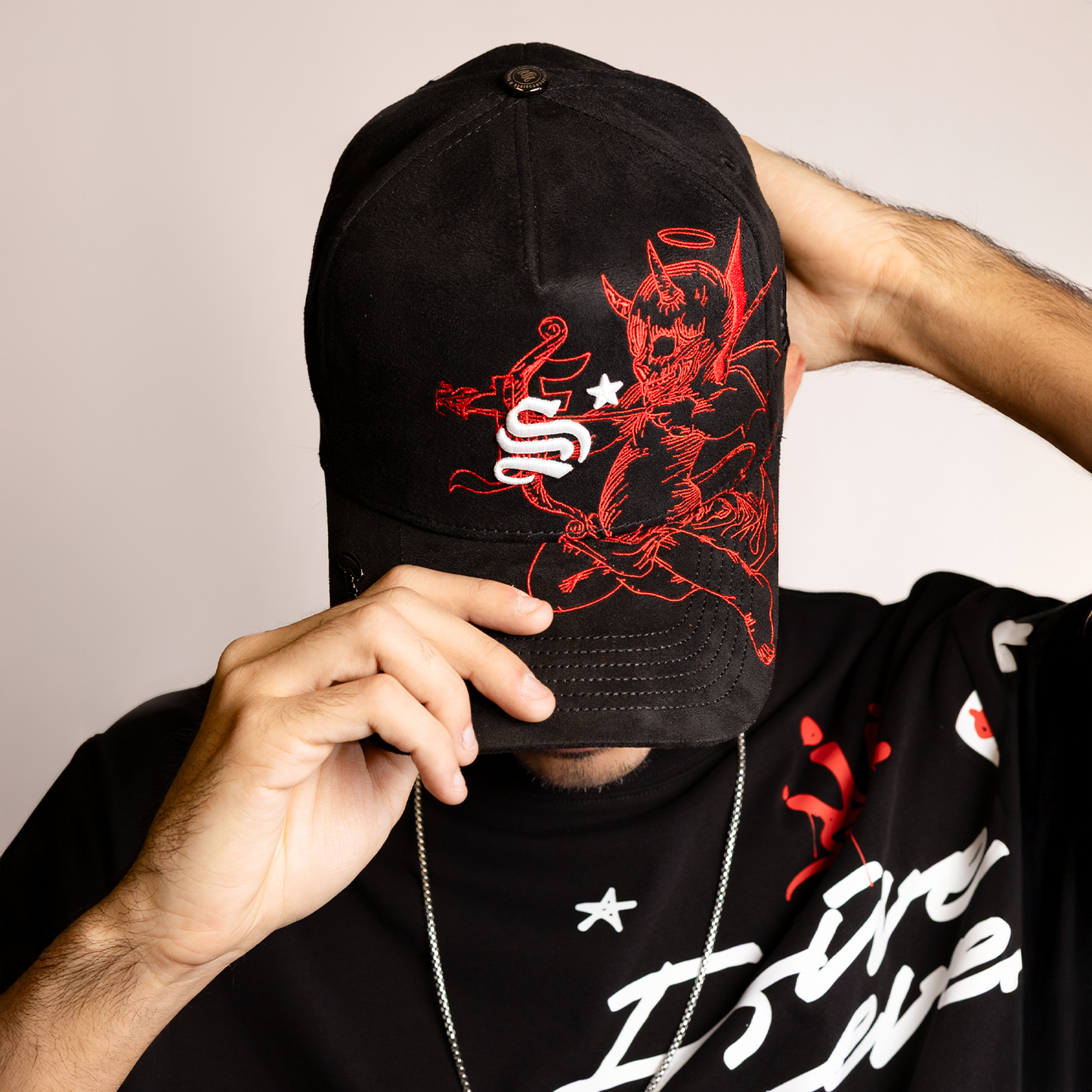 𝐅𝐯𝐬𝐯𝐧 𝐃𝐞𝐦𝐨𝐧 𝐑𝐞𝐝