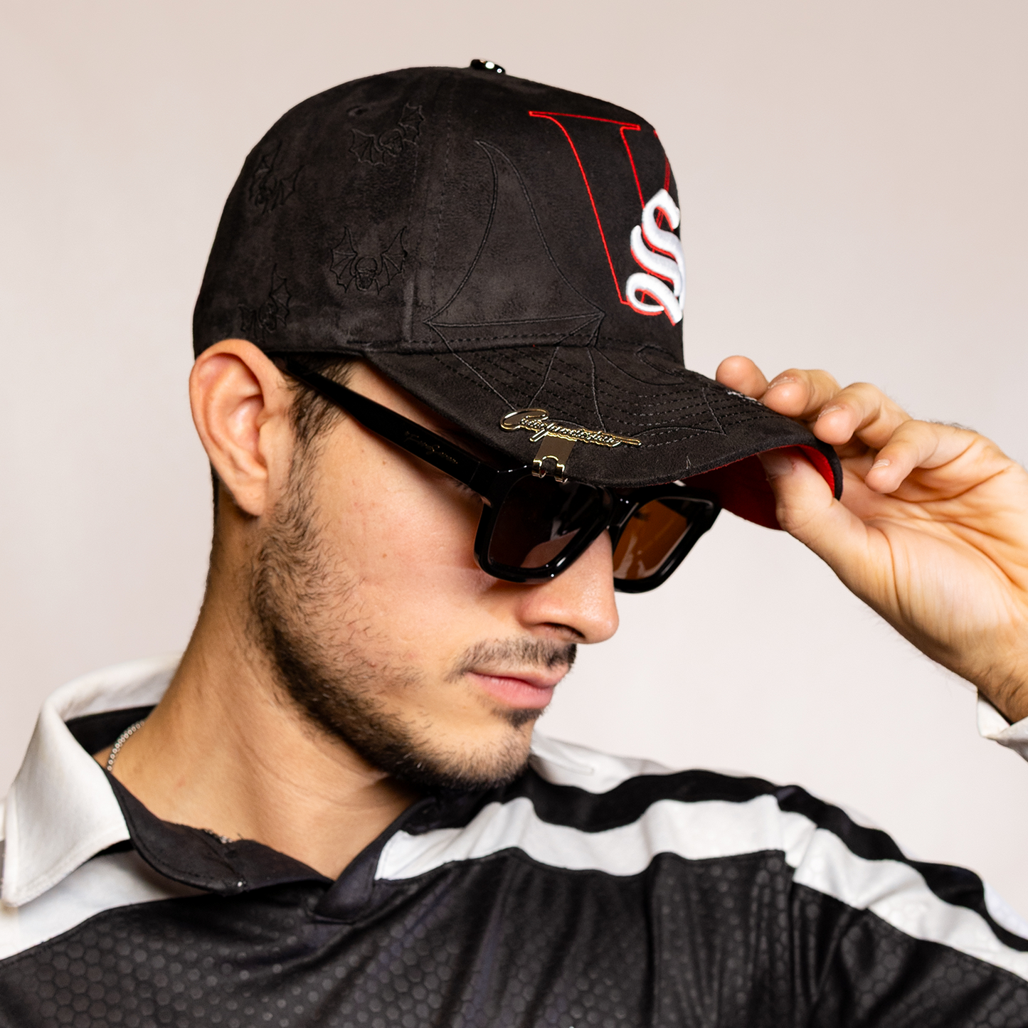 𝐅𝐯𝐬𝐯𝐧 𝐁𝐚𝐭 𝐕𝐒𝐞𝐯𝐞𝐧