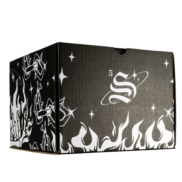 Full set Flames, caja, cubre polvo y accesorio.