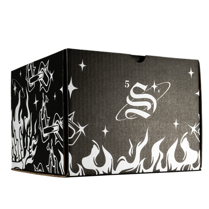 Full set Flames, caja, cubre polvo y accesorio.