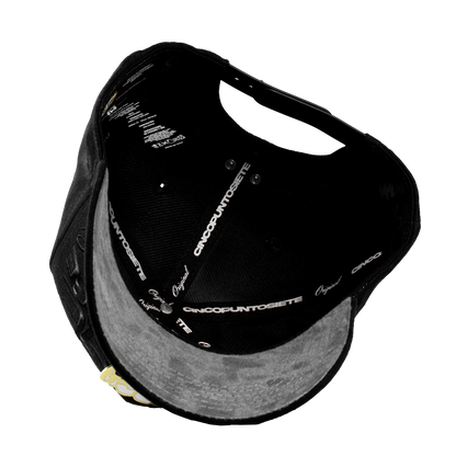 Metal Gold Savage Fangs Black & Grey