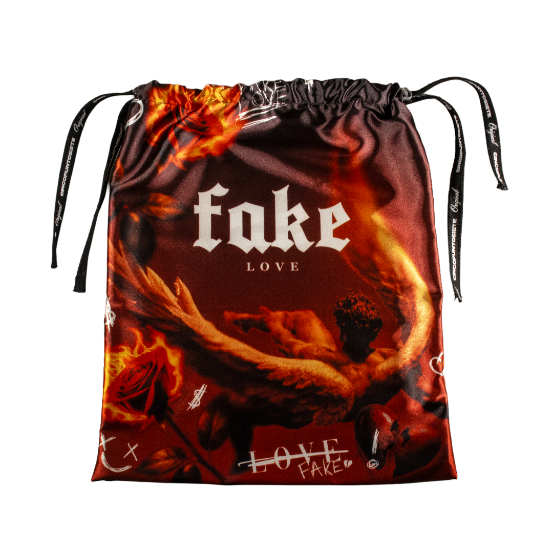 Full Set  Fake Love  (Caja,cubre polvo y llavero)